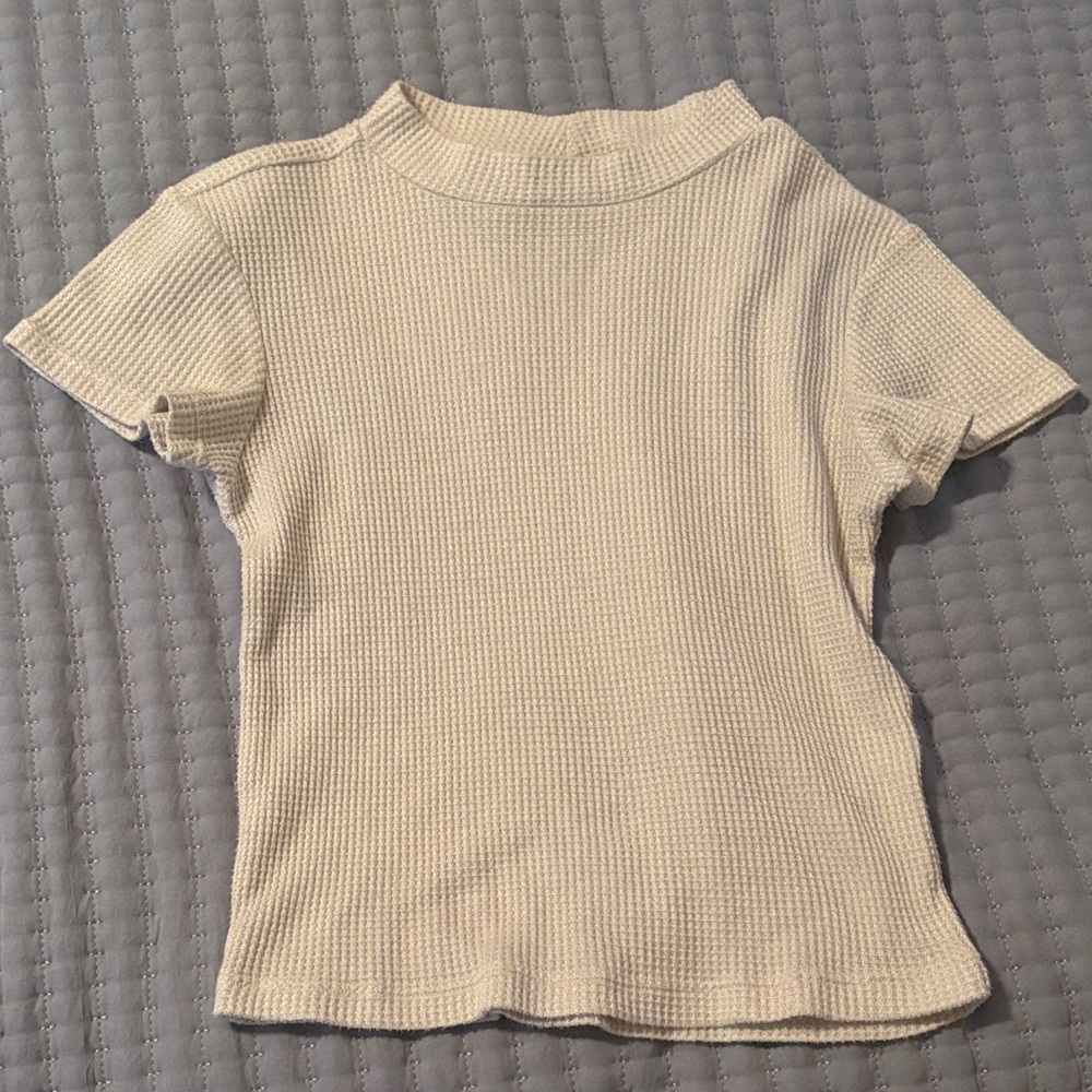Textured Short Sleeve Tee in Cream